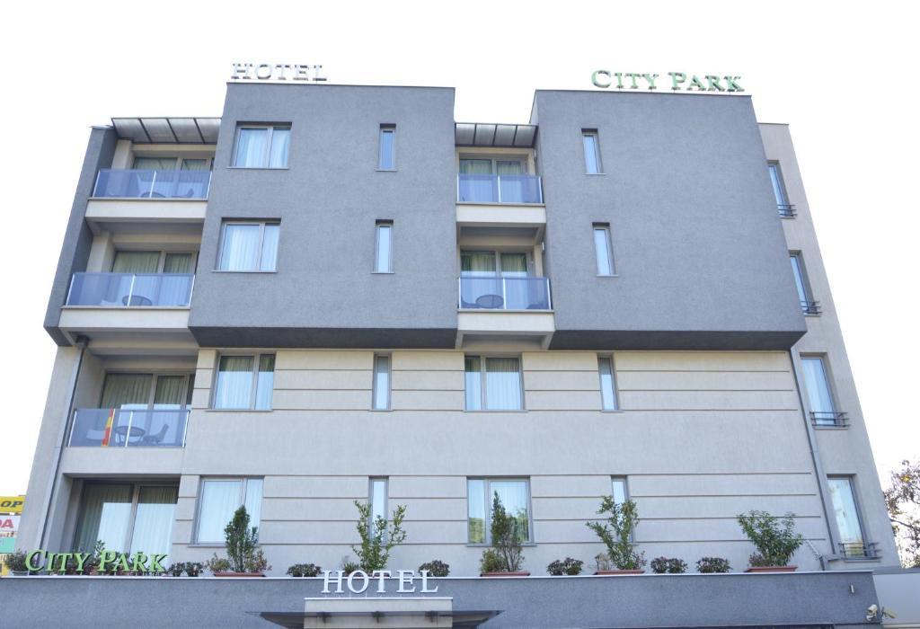 City Park Hotel Skopje Ngoại thất bức ảnh