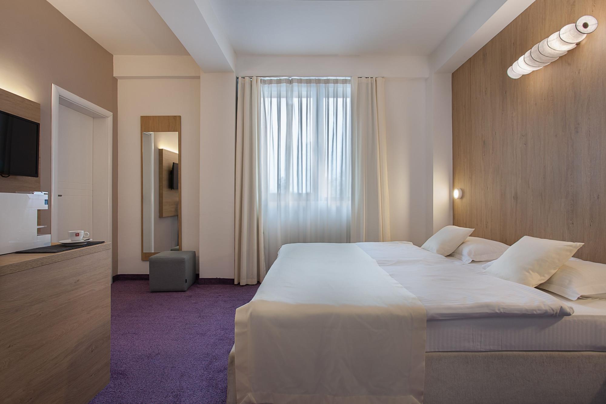 City Park Hotel Skopje Ngoại thất bức ảnh