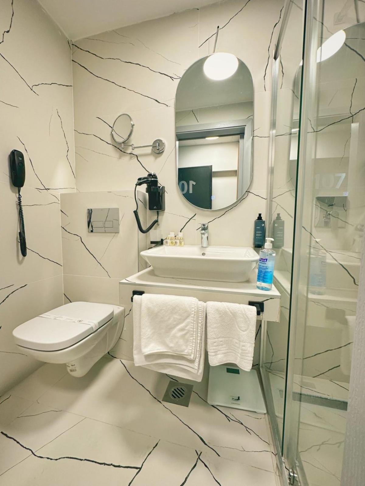 City Park Hotel Skopje Ngoại thất bức ảnh