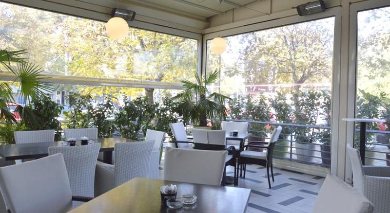 City Park Hotel Skopje Ngoại thất bức ảnh