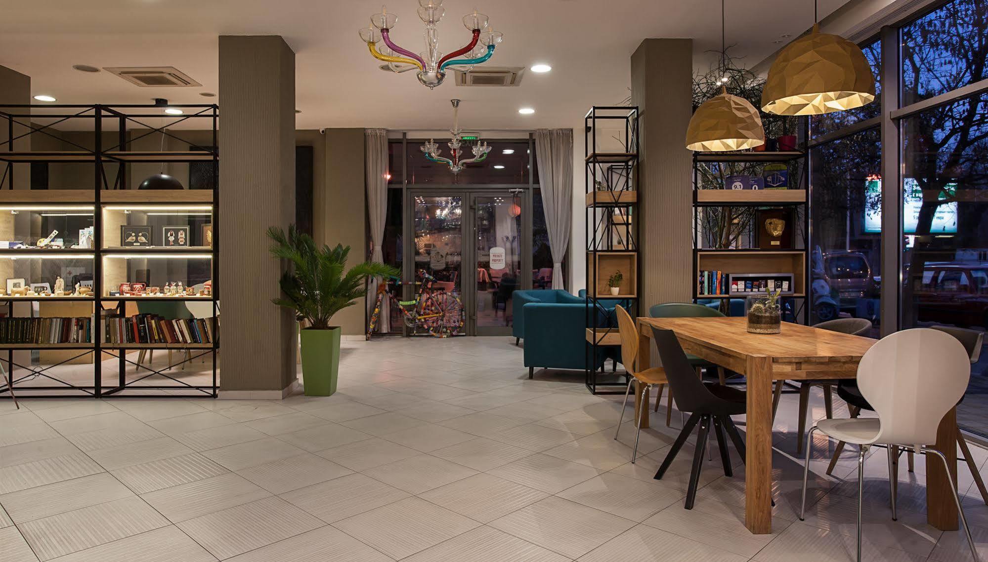 City Park Hotel Skopje Ngoại thất bức ảnh